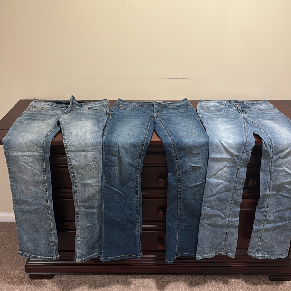 3 pairs wallflower jeans- flared bottoms